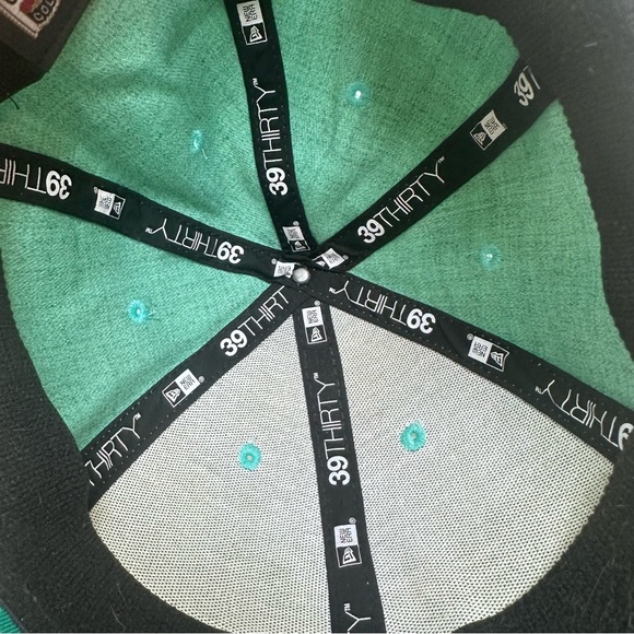 Chicago White Sox Green New Era 39 Baseball Hat. Size medium/large - Picture 10 of 15
